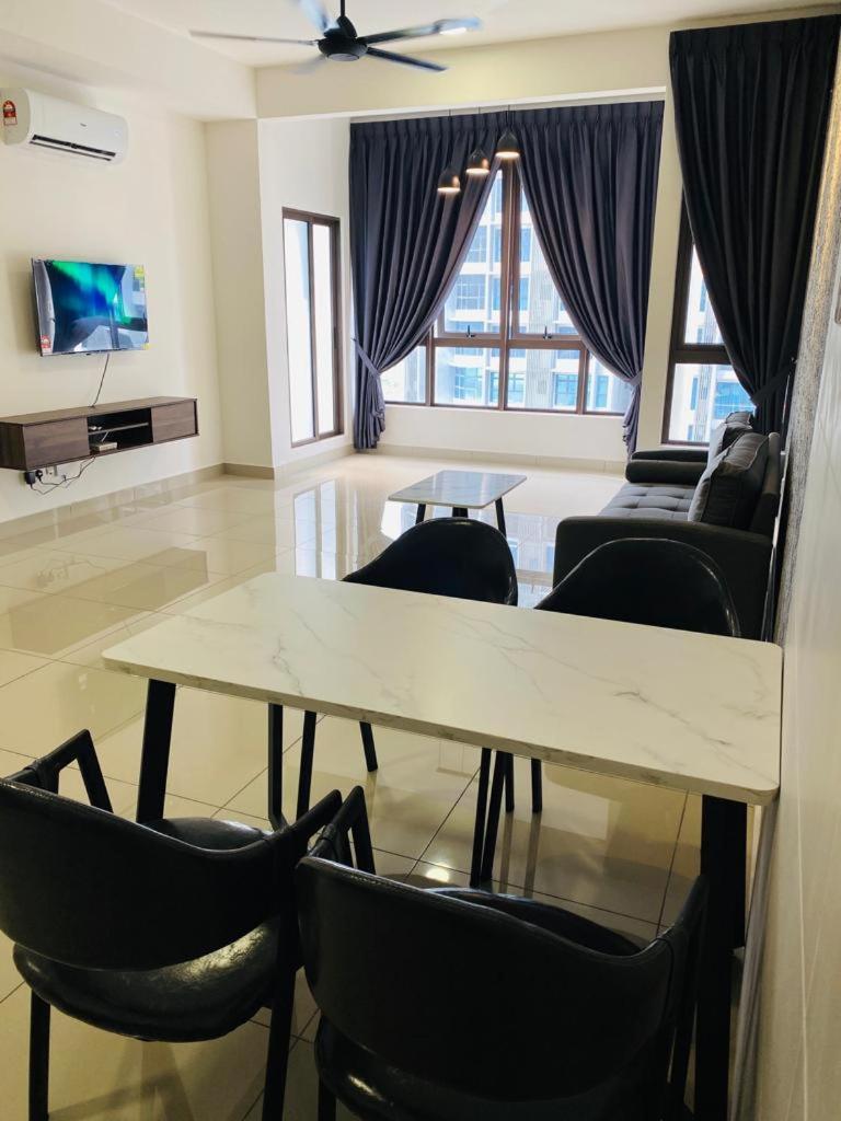 Bali Mutiara By Dkk Apartment Malacca